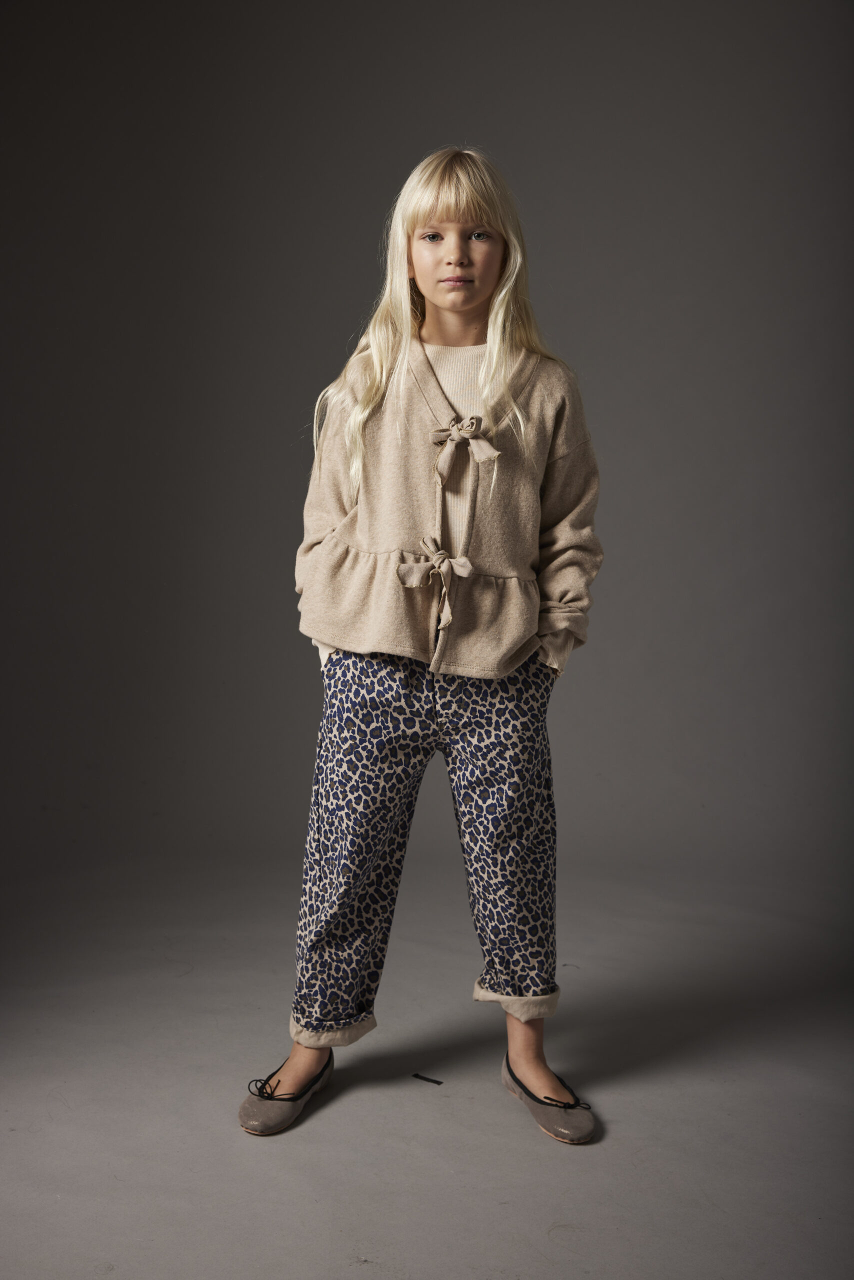 COZMO(コズモ) PAORA animal print twill pants