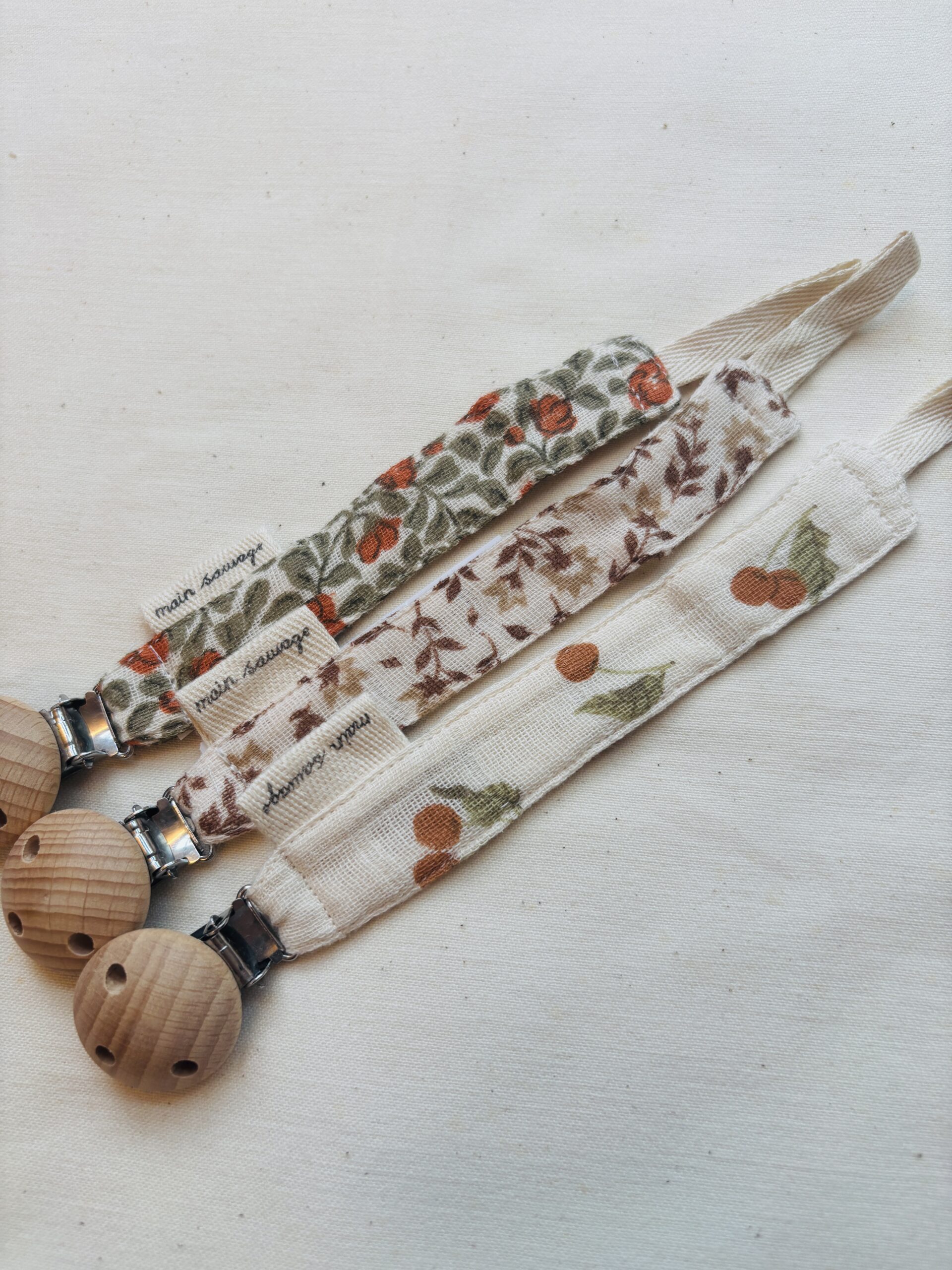 main sauvage(マン ソヴァージュ)<br> Pacifier Clip - 画像 (5)