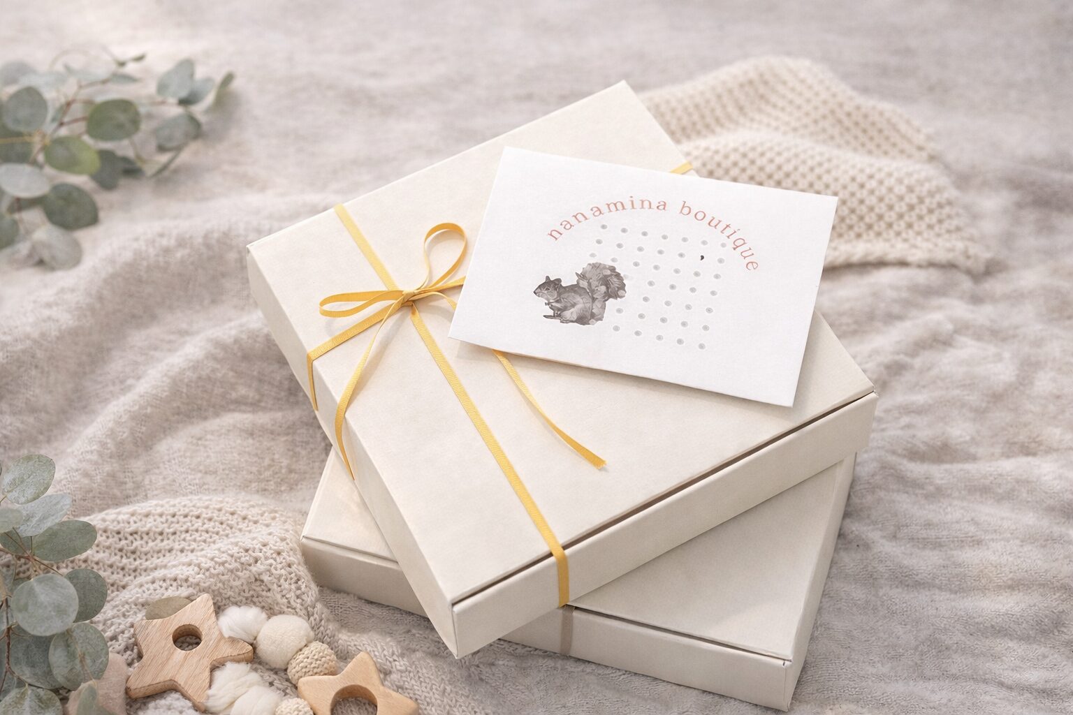 お祝いギフトセット <br>ベビーブランケット ＆ ロンパース - 画像 (10)